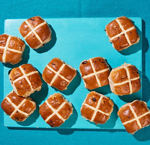 Hot cross buns - Meet the Tastemakers