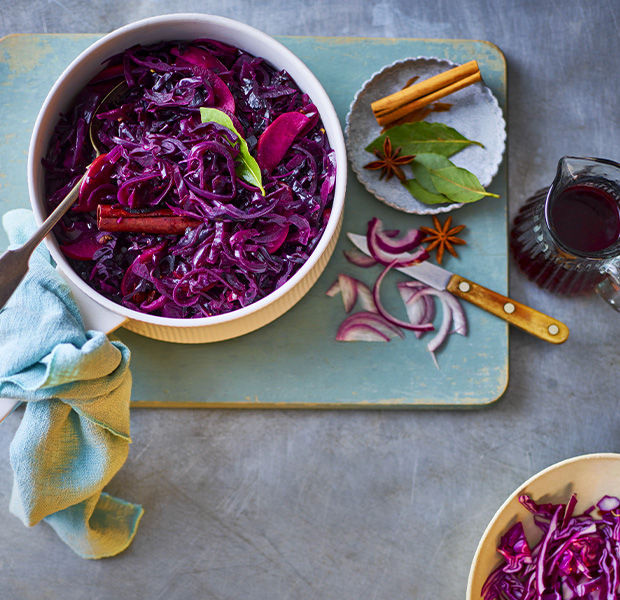 Mulled wine red cabbage