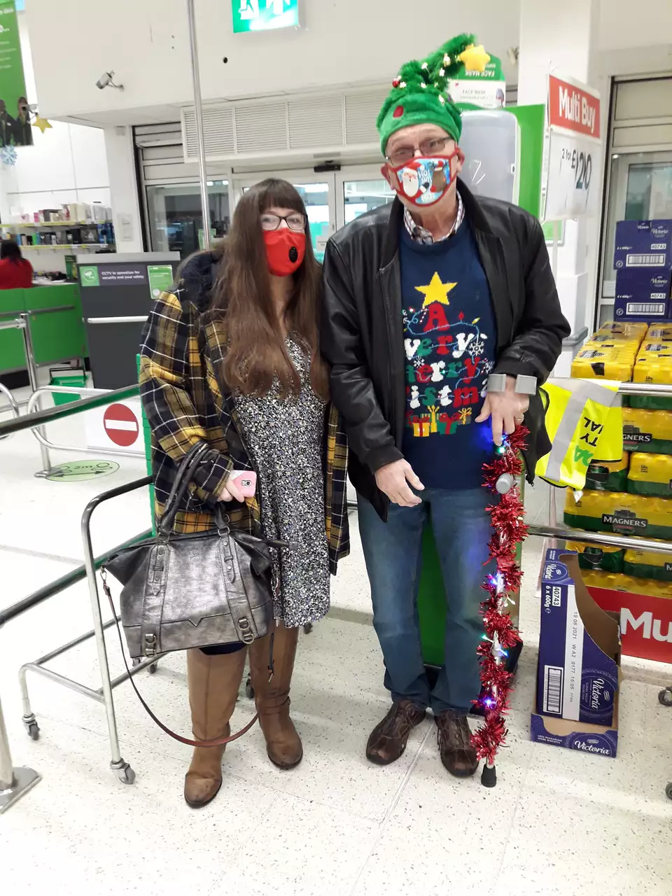 Customers bring Christmas cheer to Asda Chatham  | Asda Chatham
