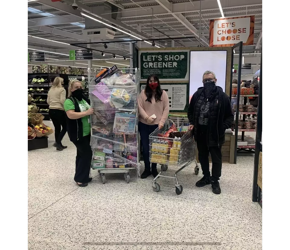 Christmas support in the community | Asda Middleton