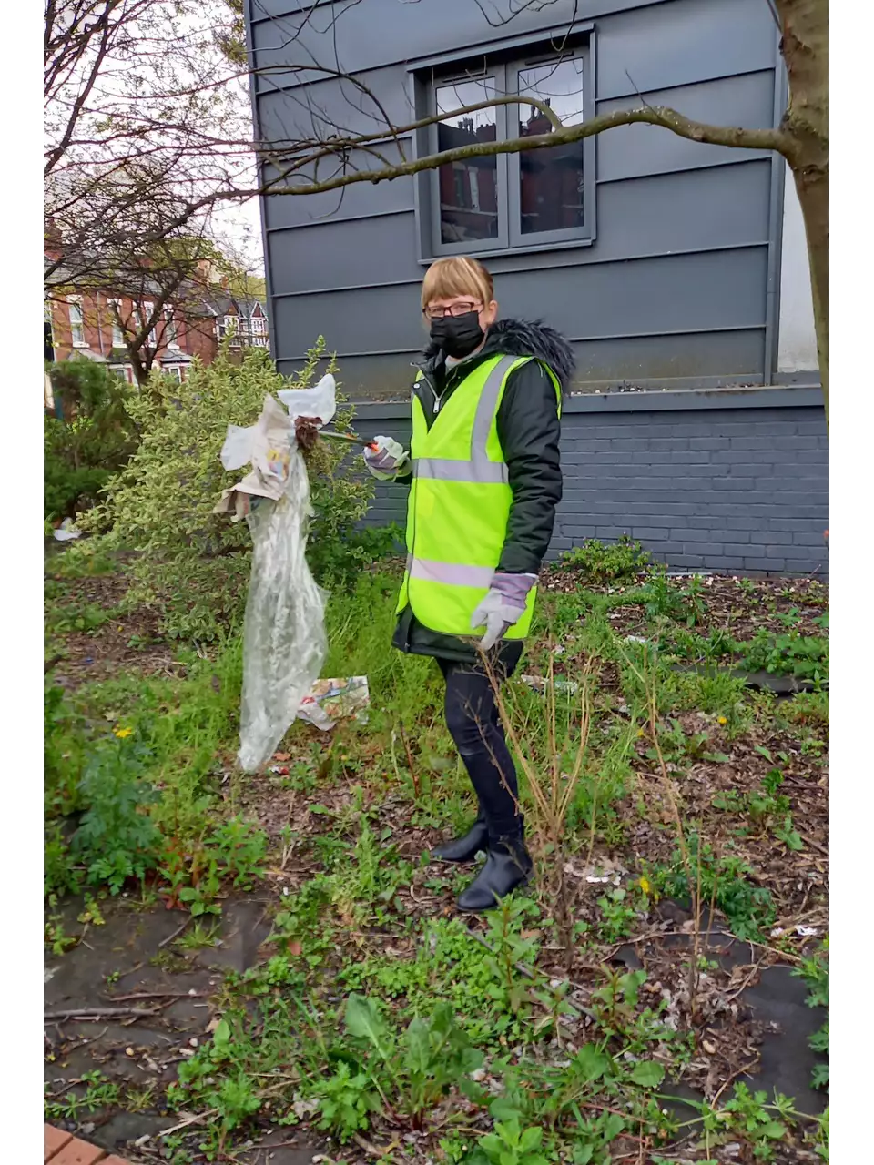 Colleague litter pick | Asda Hyson Green