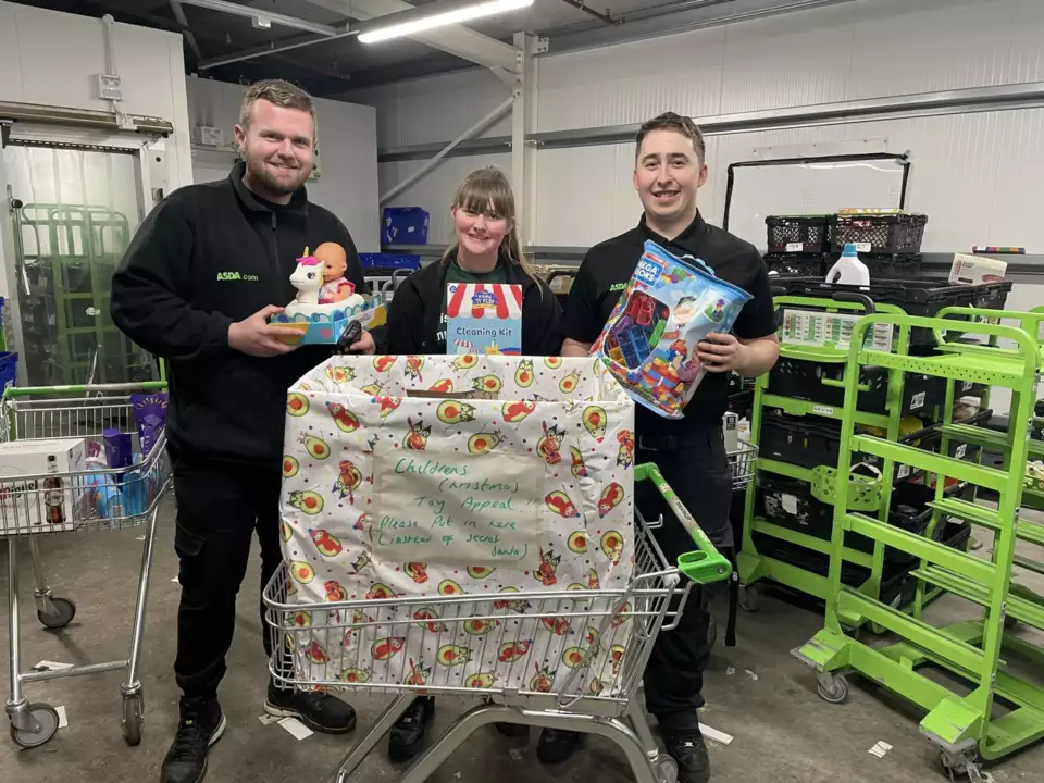 Home Shopping colleagues donate Secret Santa gifts to toy appeal | Asda Bolton