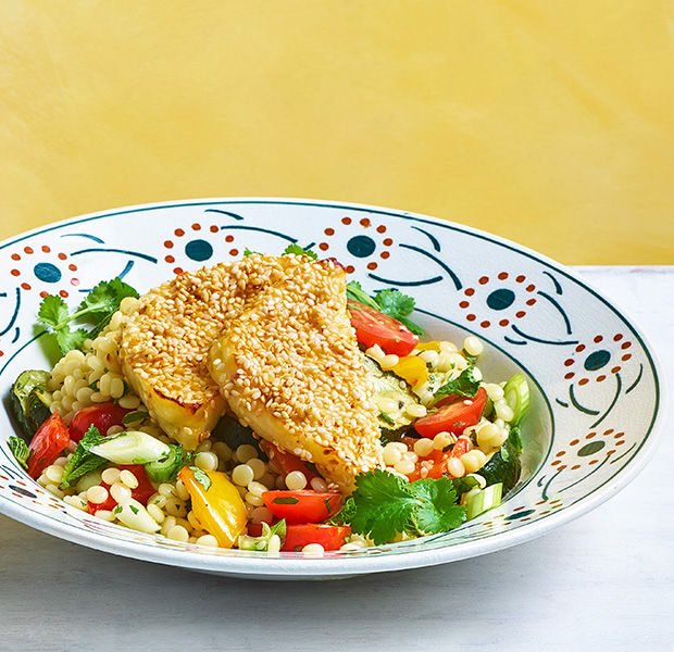 Sesame-crusted halloumi with couscous