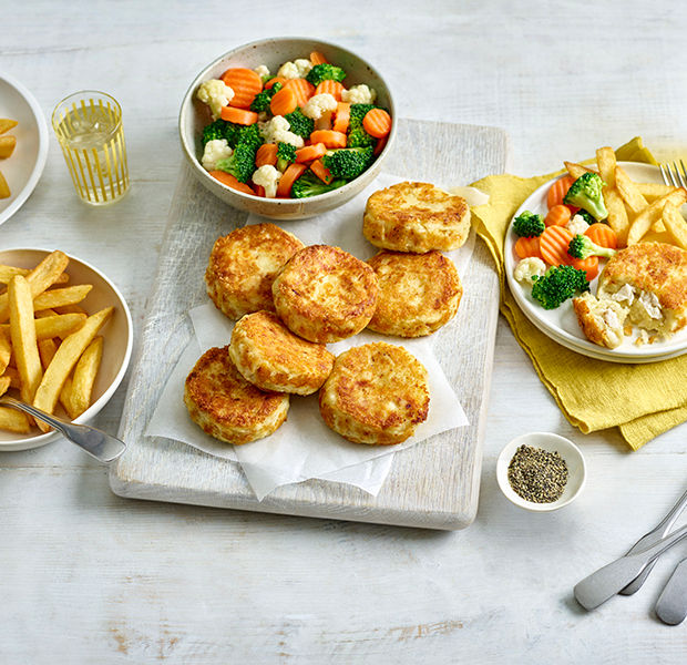 Easy Fish Cakes, Homestyle Chips & Mixed Vegetables