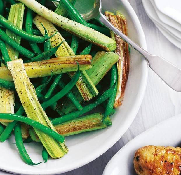 Green beans and spring onions