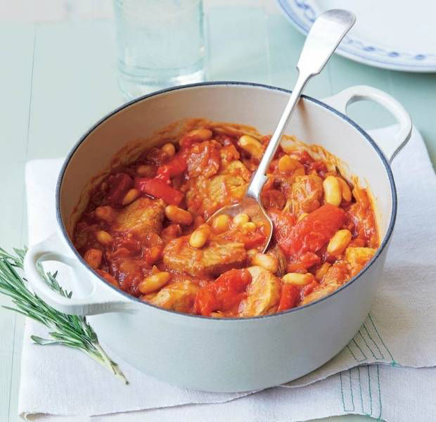 Pork, tomato and bean stew