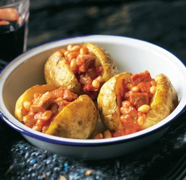 Jacket potatoes with cheat's Boston baked beans