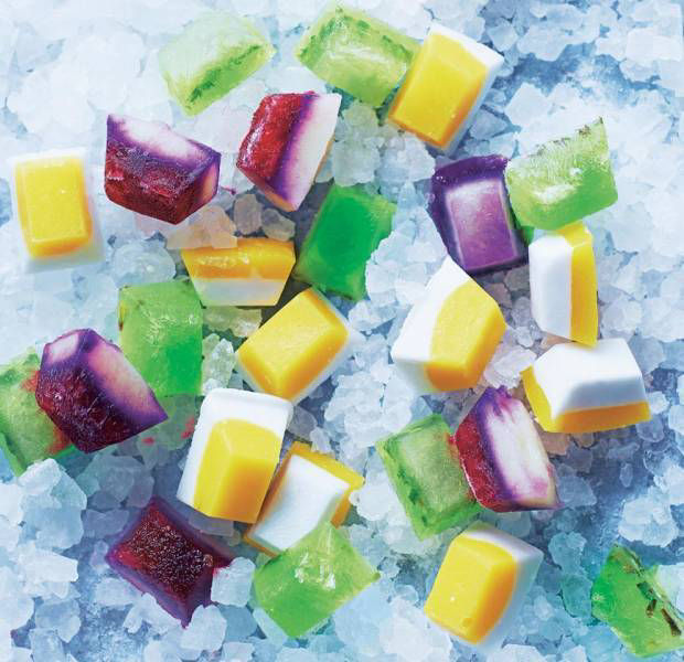 Blackcurrant and pear multi-layered fruit cubes