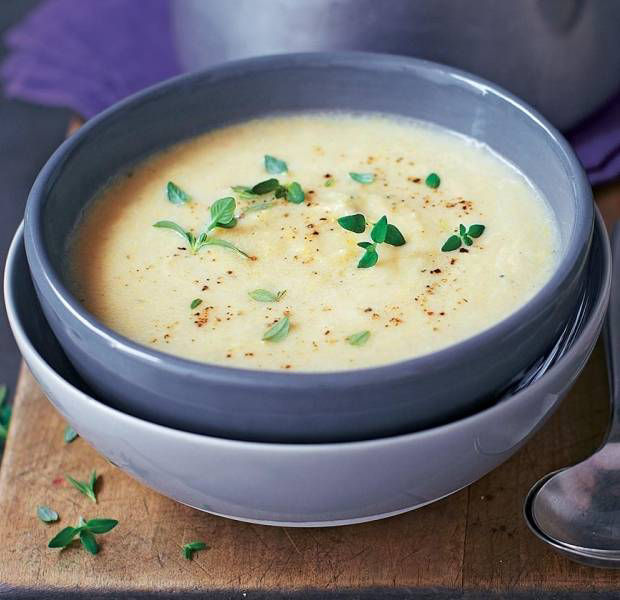 Artichoke & garlic soup