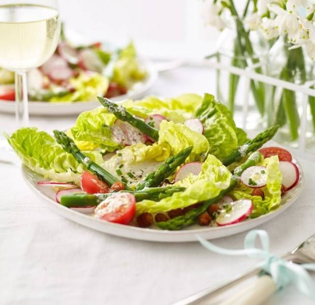 Asparagus, radish and roasted chickpea salad