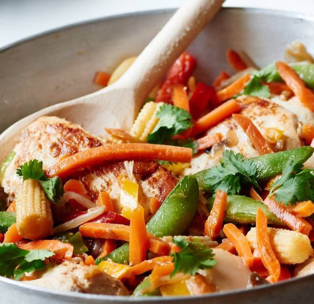 Chilli chicken & mixed vegetable stir-fry