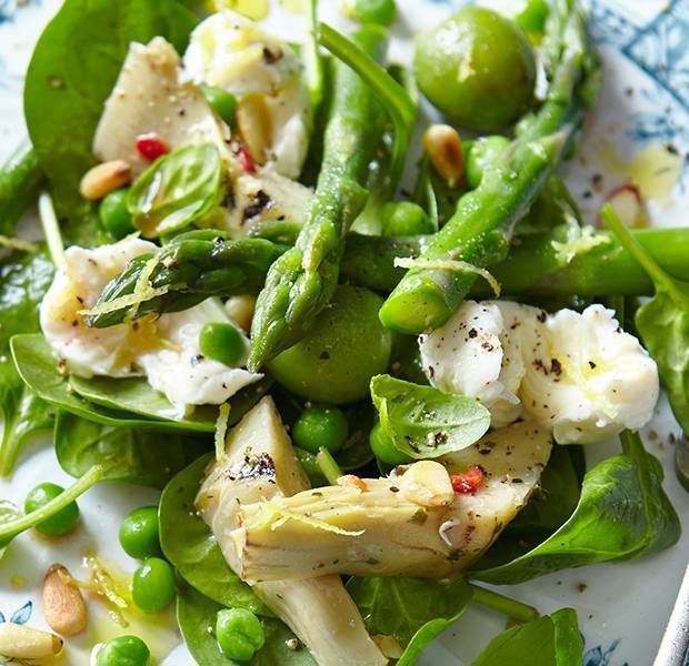 Asparagus, pea & spinach salad with lemon dressing