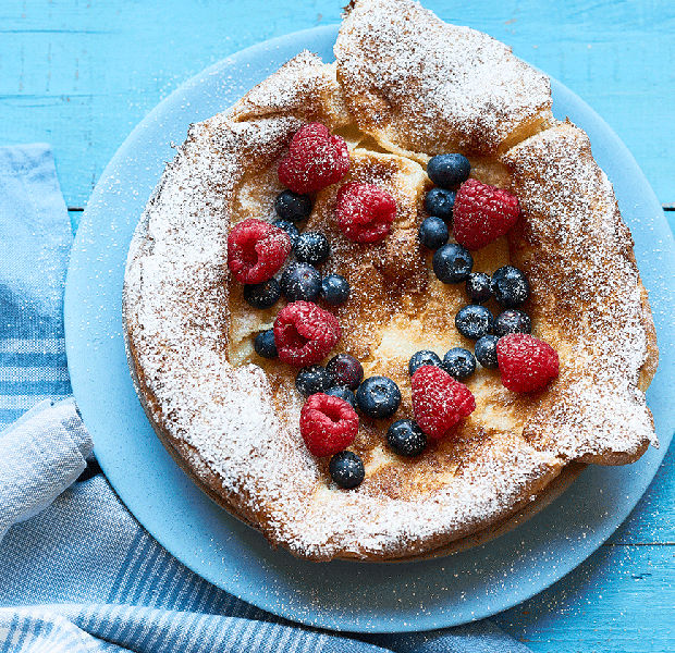 Gluten-free Dutch baby pancake with summer berries