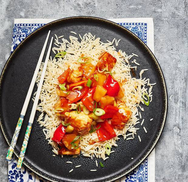 Sweet and sour chicken for the perfect friday night in
