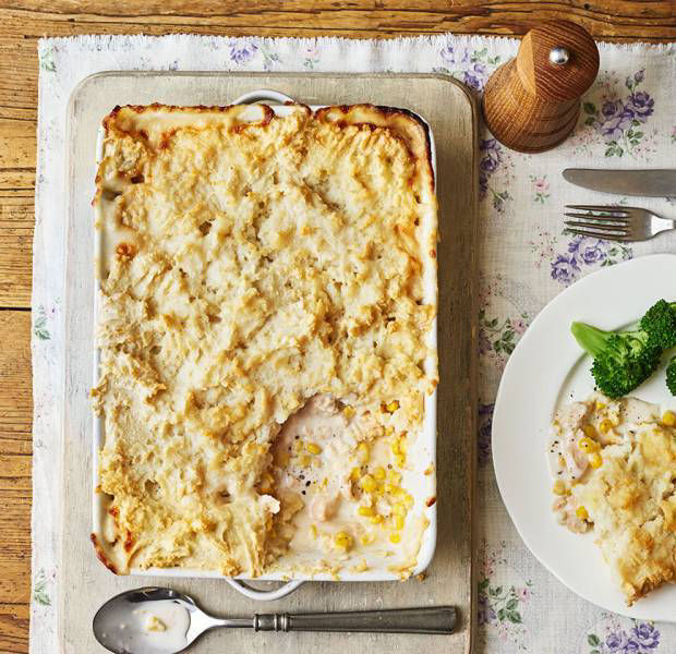 Easy chicken and sweetcorn pie for two