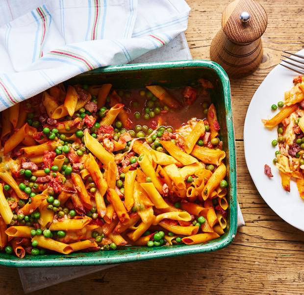 Easy pea and bacon pasta bake for two