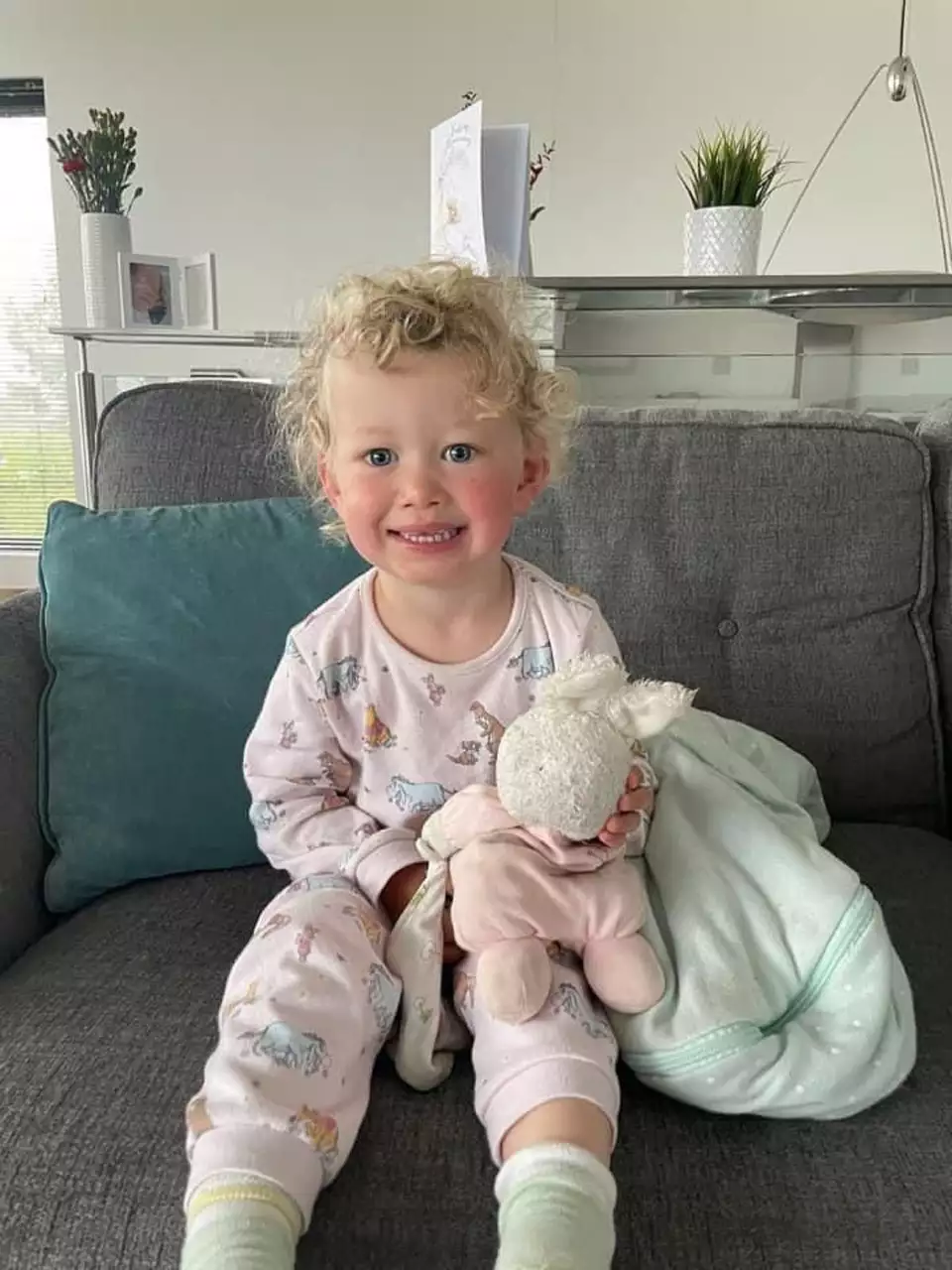 Isla Connolly is reunited with her bunny Pinky thanks to Gareth Murphy from Asda Bangor
