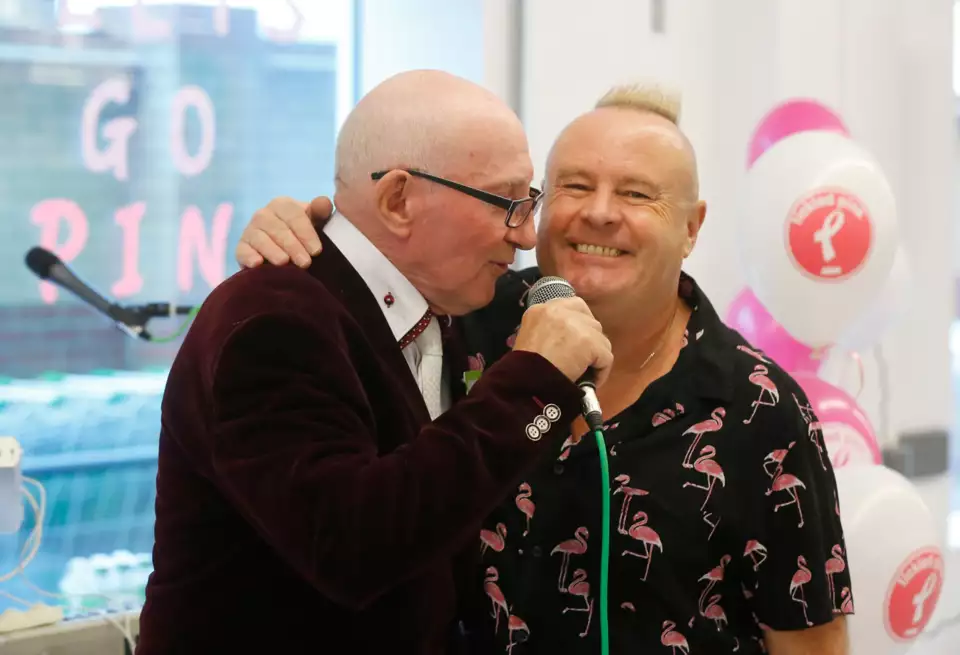Asda singing porter Sid with Ian Parker from The Hollies