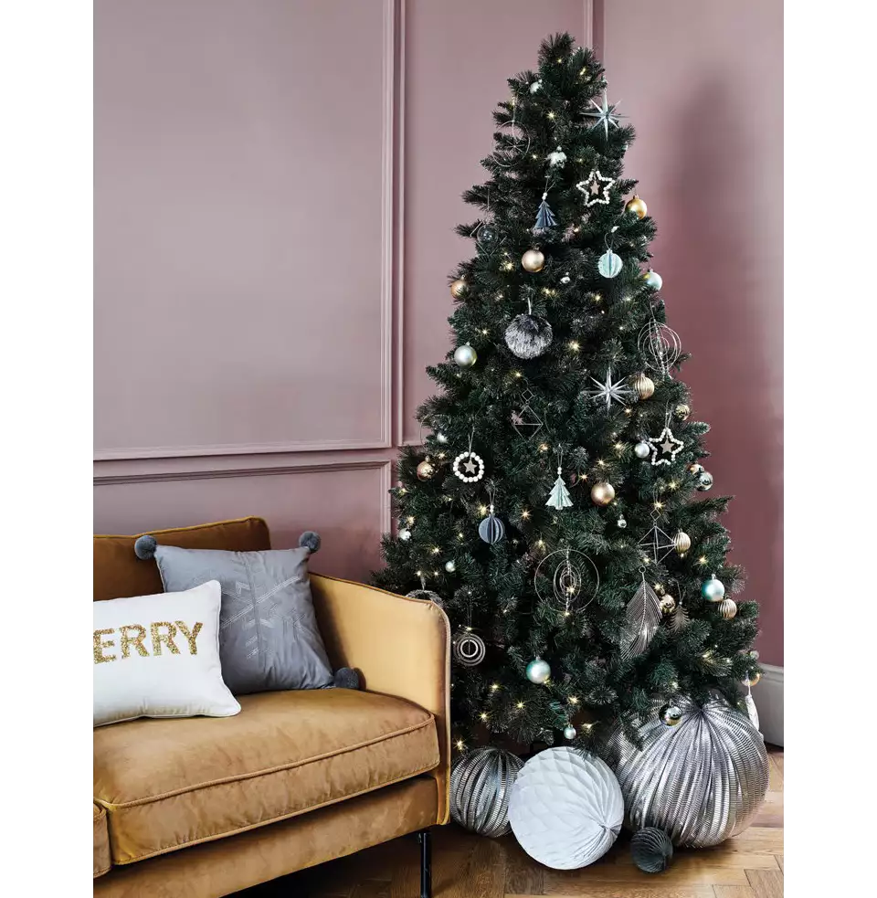 Christmas tree 2019 - Celestial trend