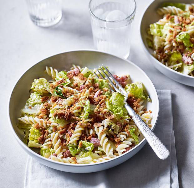 Creamy lettuce and bacon pasta with a lemon crumb